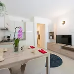 Gelsi Apartament *