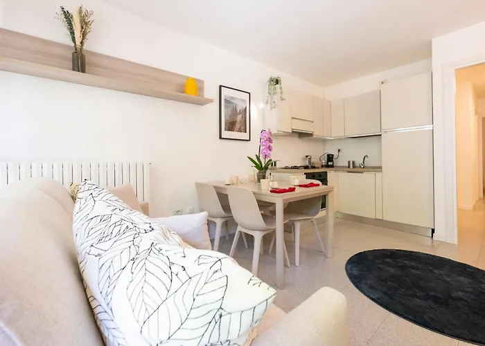 Gelsi Apartament Lecco