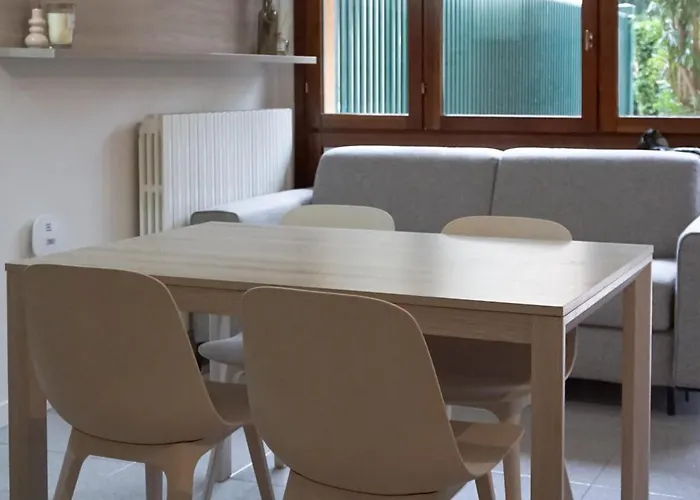 Gelsi Apartament Lecco