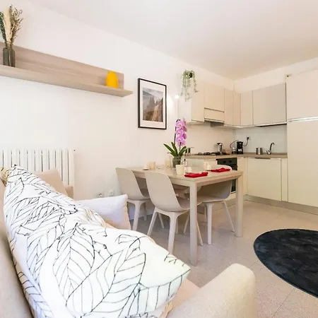 Gelsi Апартаменты Лекко